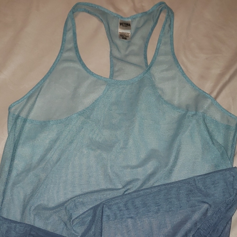 Victoria Sport mesh ombre athletic tee